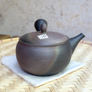 Gyokko Kuro Senbori Yōhen kyusu 300 ml