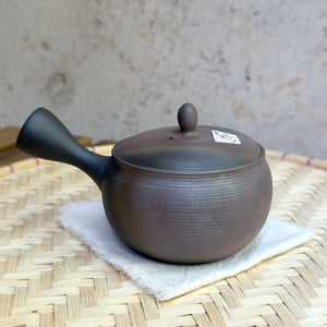 Gyokko Kuro Senbori Yōhen kyusu 300 ml