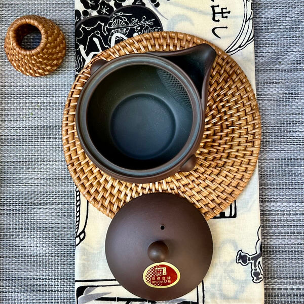 Japanese teapot Hohin