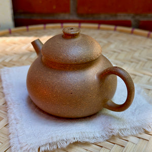 Yixingi teakanna