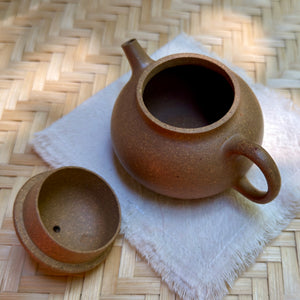 Yixingi teakanna