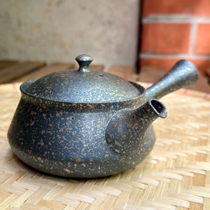 Hamu mázas Tokoname kyusu kanna
