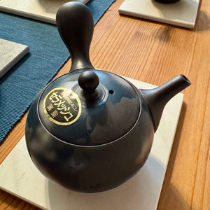 Kék kyusu japán teáskanna