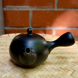 Kis fekete Tokoname kyusu kanna