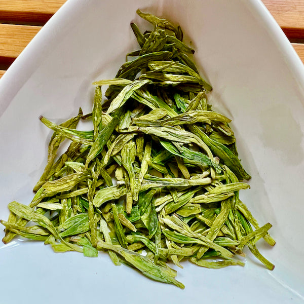 Long Jing 'Sárkánykút' zöld tea