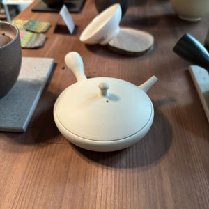 "Shibokyusu" Tokoname teakanna