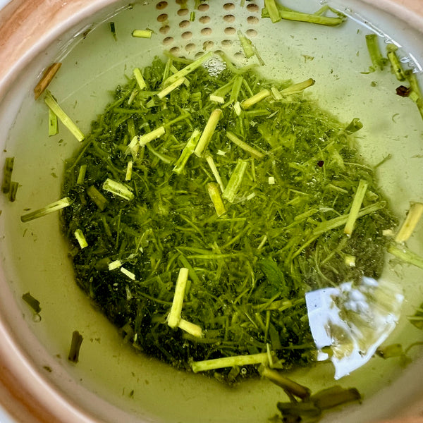 Shiraore - sencha kukicha