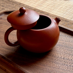 Xi shi Yixing clay pot